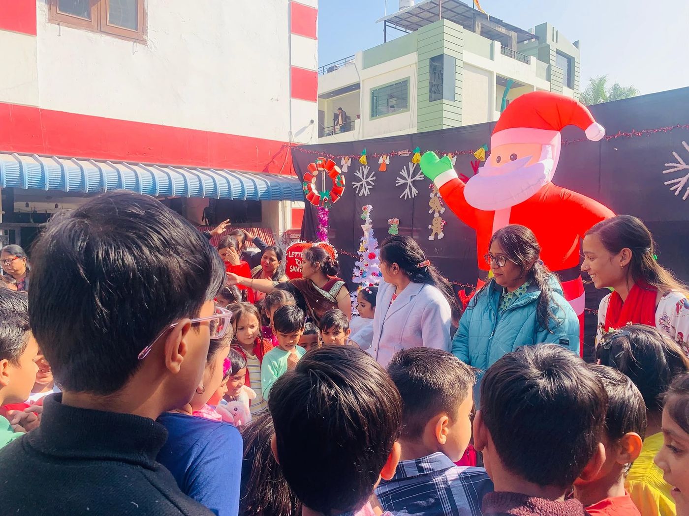 Festival celebration at Navrachna Public Sr Sec School 9
